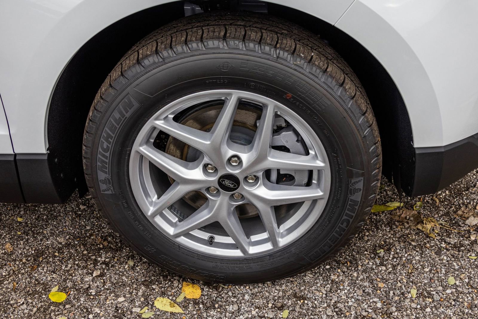 New 2024 Ford Edge SEL w/ Convenience Package image 35