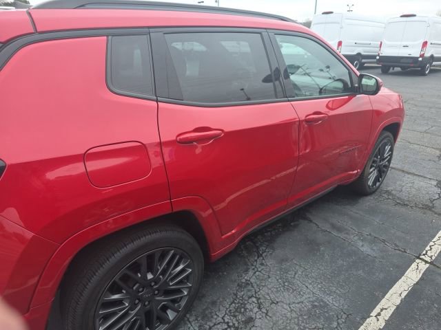 Used 2023 Jeep Compass Limited image 8