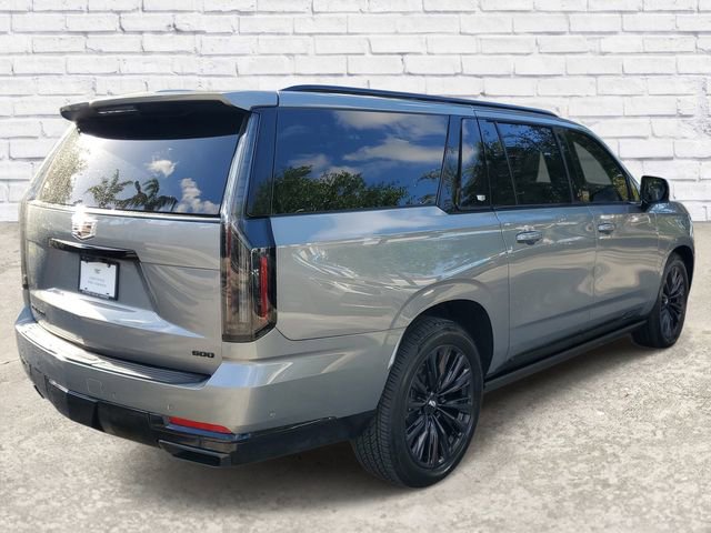 Certified 2025 Cadillac Escalade ESV Sport Platinum w/ LPO, ONYX Package RWD image 4