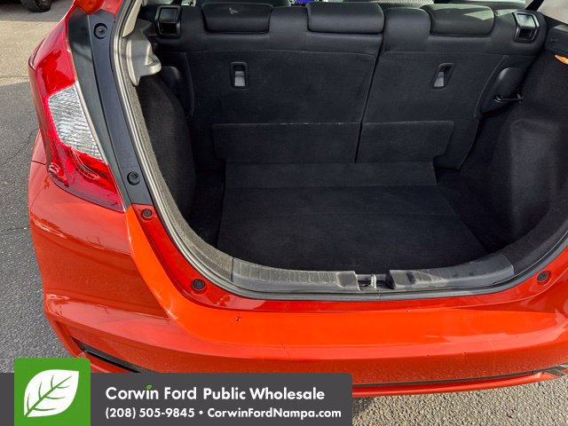 Used 2019 Honda Fit LX image 29
