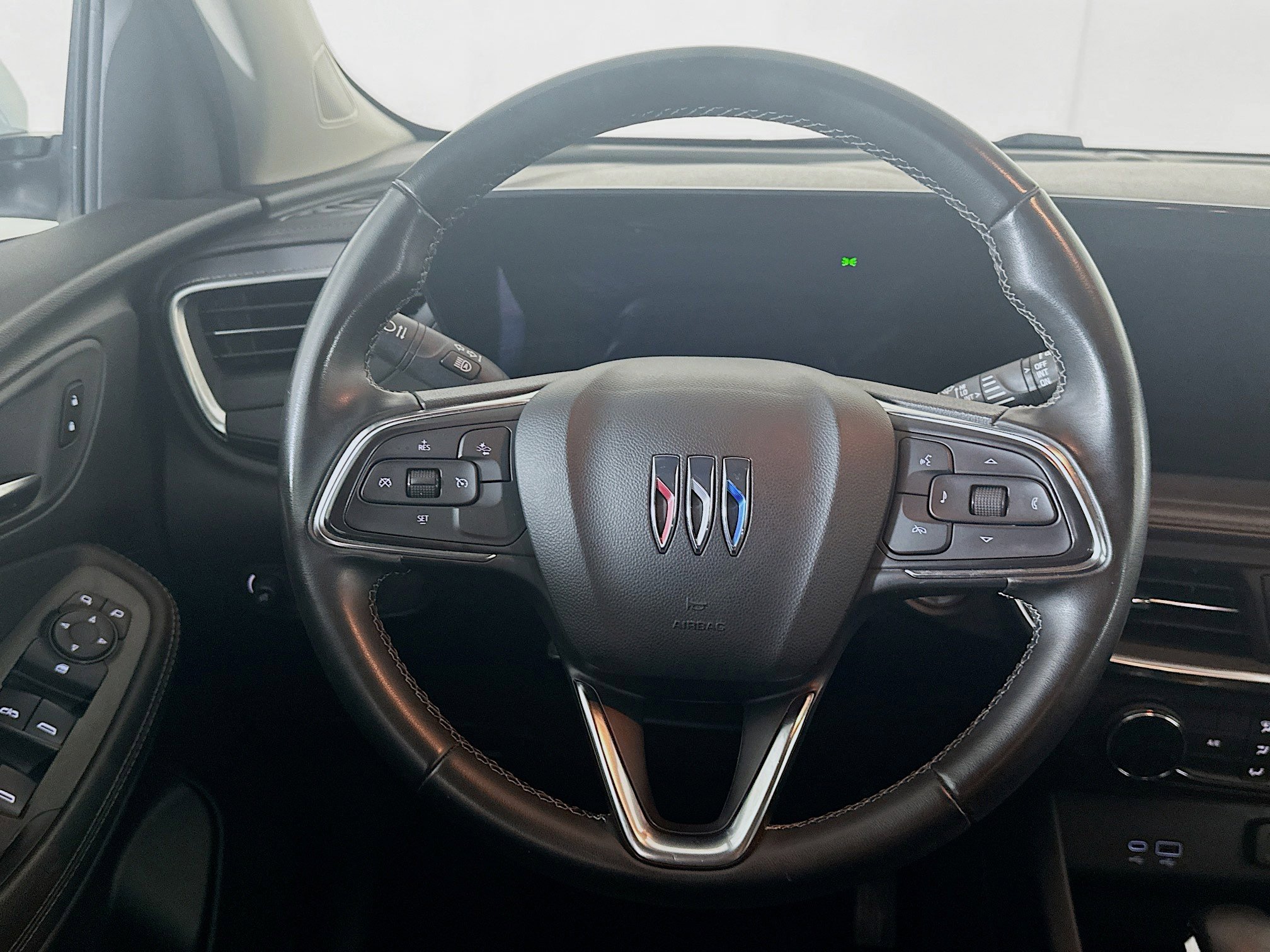 Used 2024 Buick Encore GX Preferred image 18