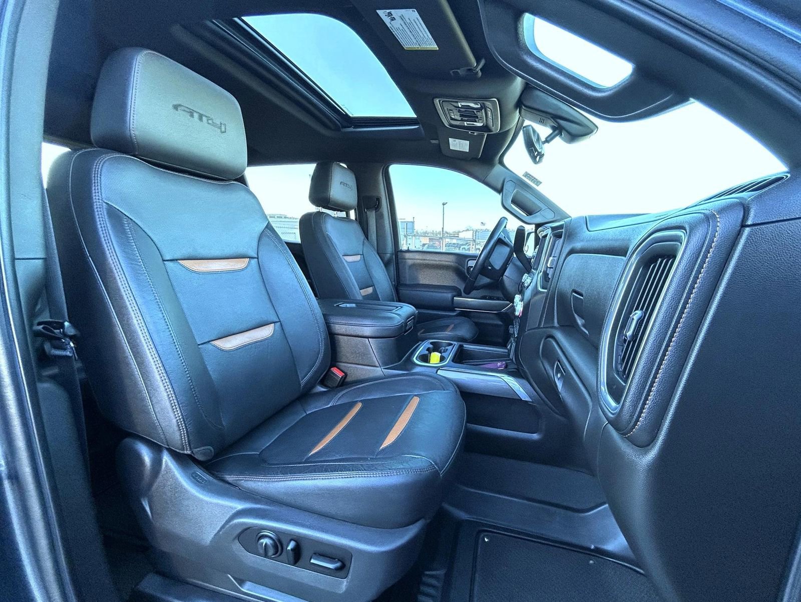 Certified 2021 GMC Sierra 1500 AT4 w/ AT4 Premium Package image 16