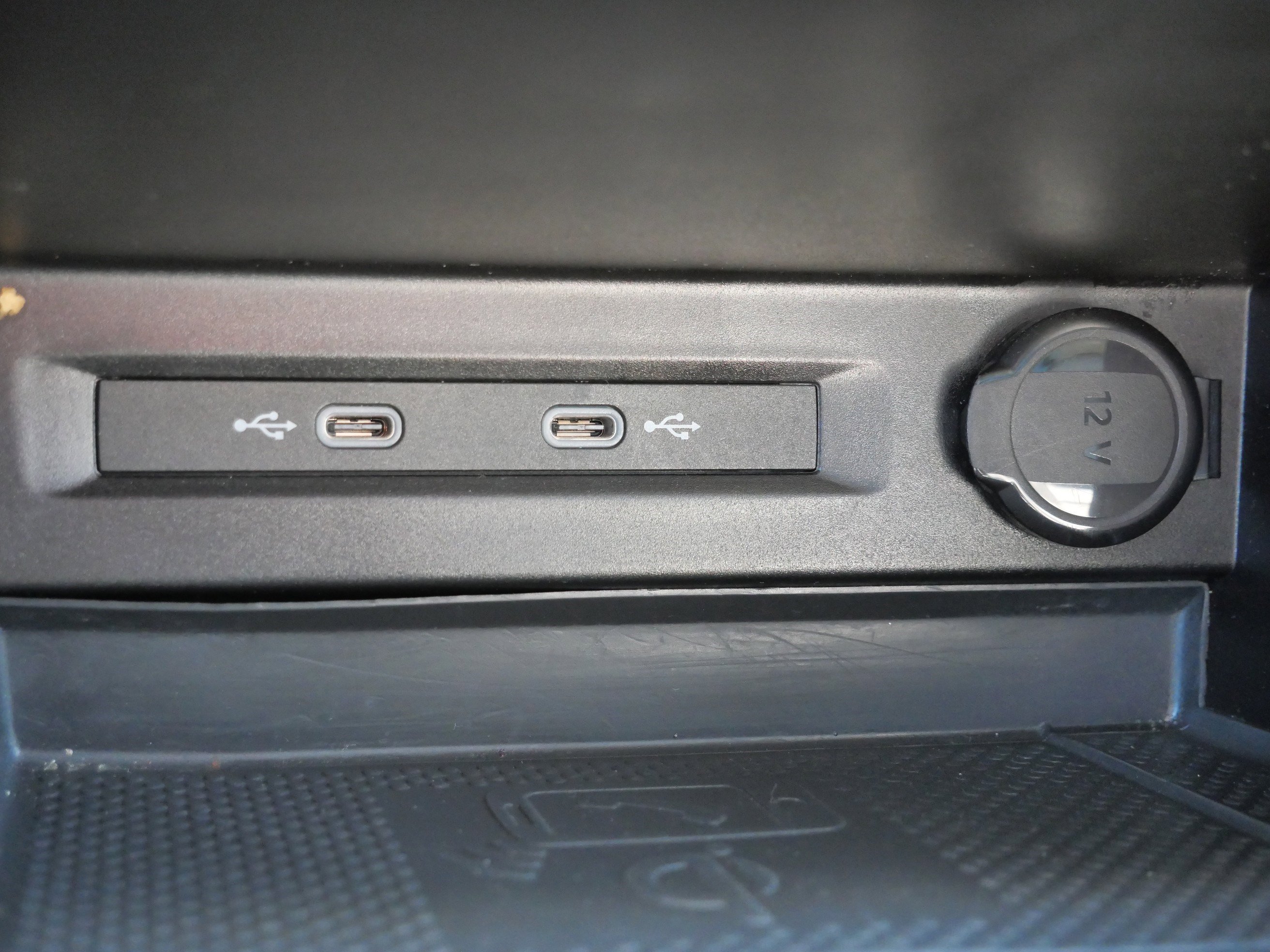 Certified 2022 Volkswagen Tiguan SE w/ Panoramic Sunroof Package image 29