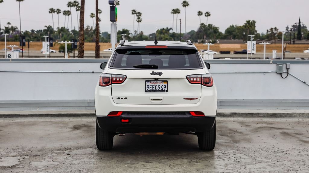 Used 2019 Jeep Compass Trailhawk image 8