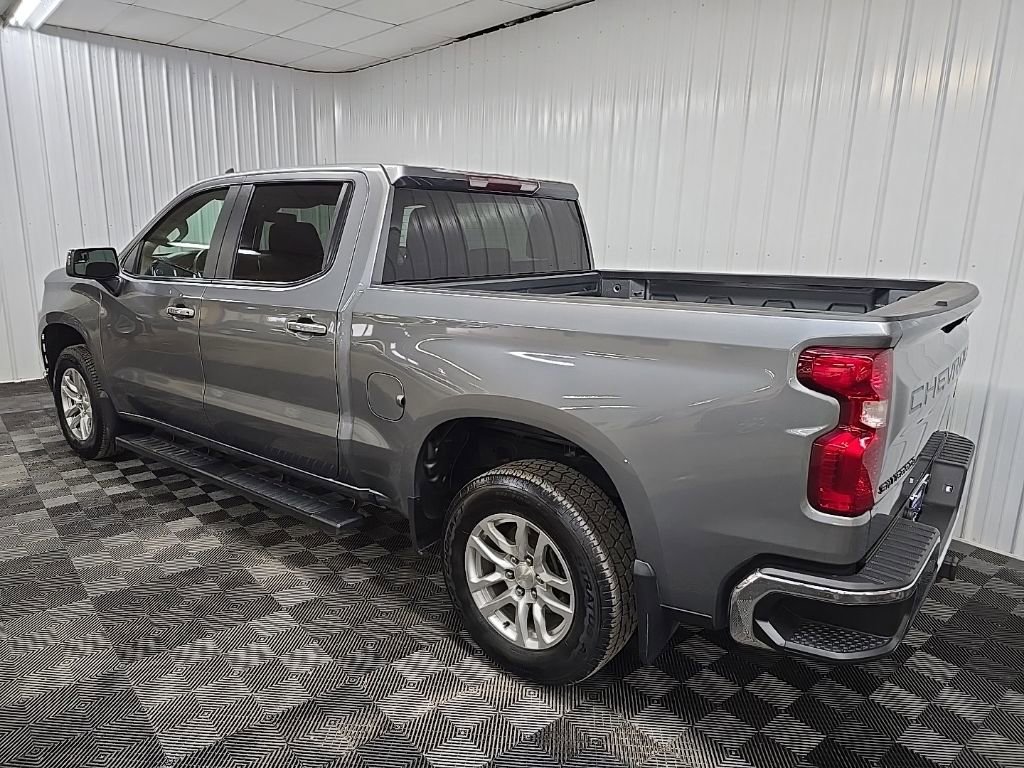 Used 2022 Chevrolet Silverado 1500 LT w/ Z71 Off-Road Package AWD/4WD image 9