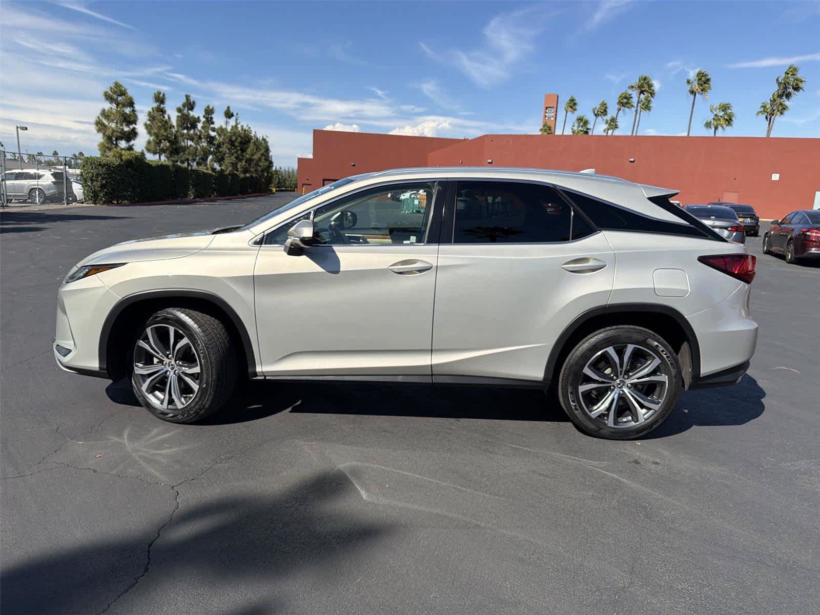 Used 2021 Lexus RX 350 FWD w/ Premium Package image 3