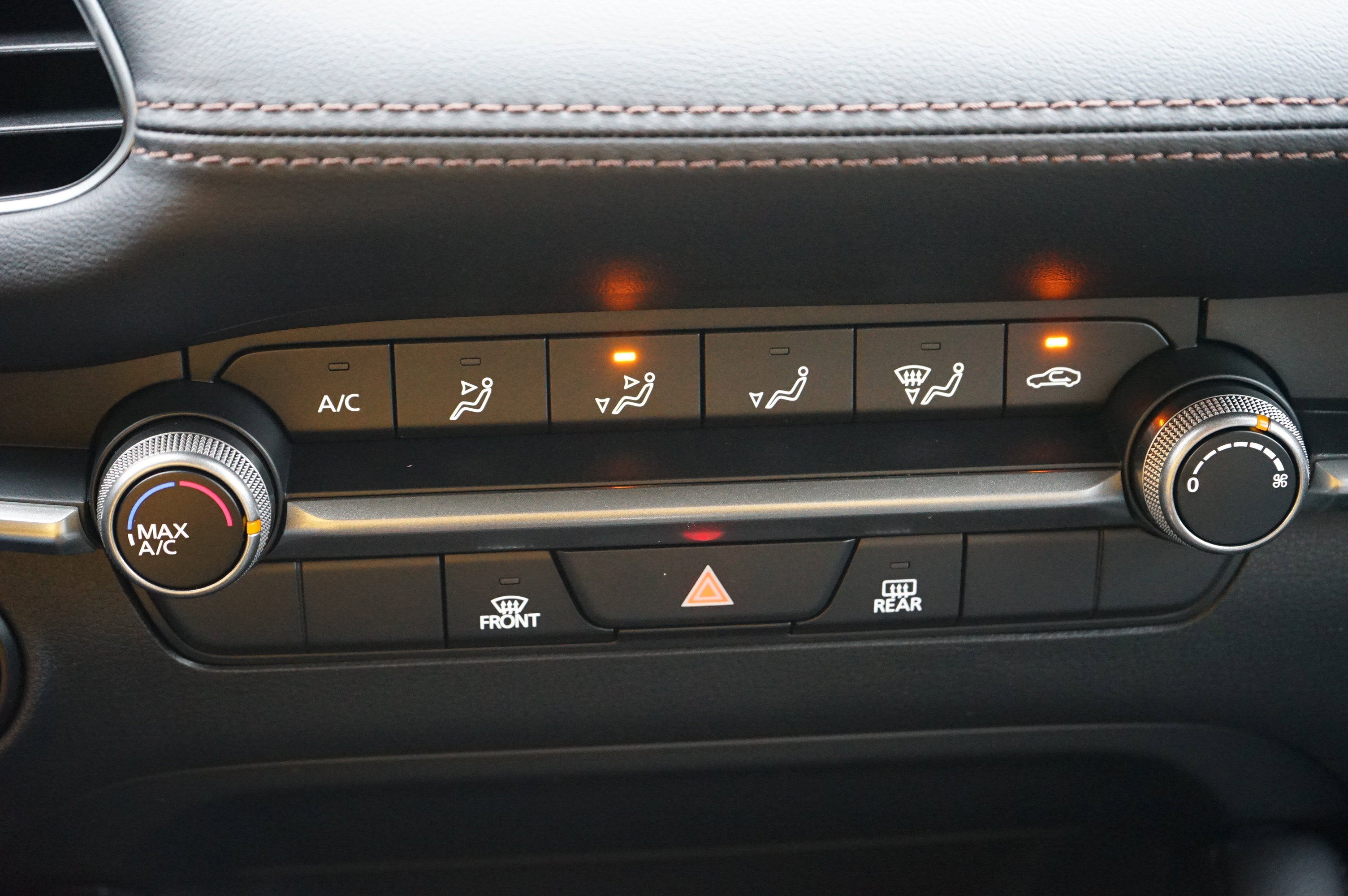 New 2026 MAZDA MAZDA3 s FWD image 19