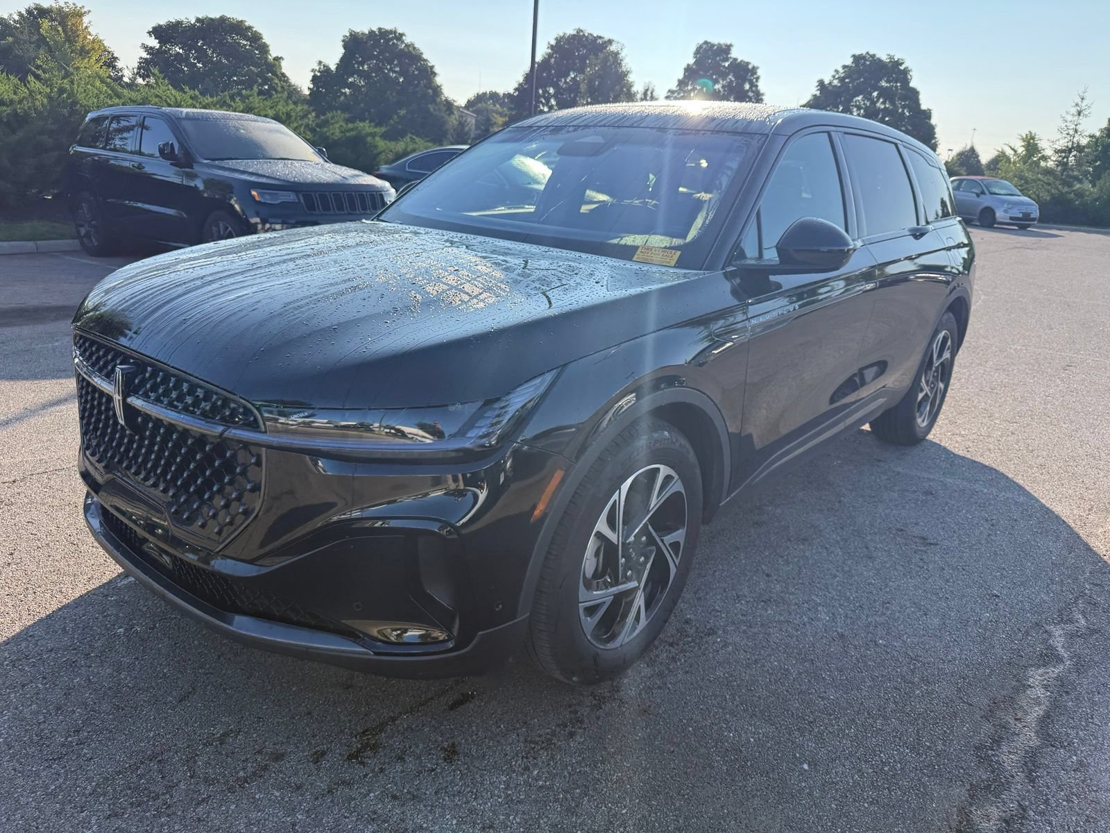 Used 2024 Lincoln Nautilus Premier w/ Equipment Group 102A AWD/4WD image 1