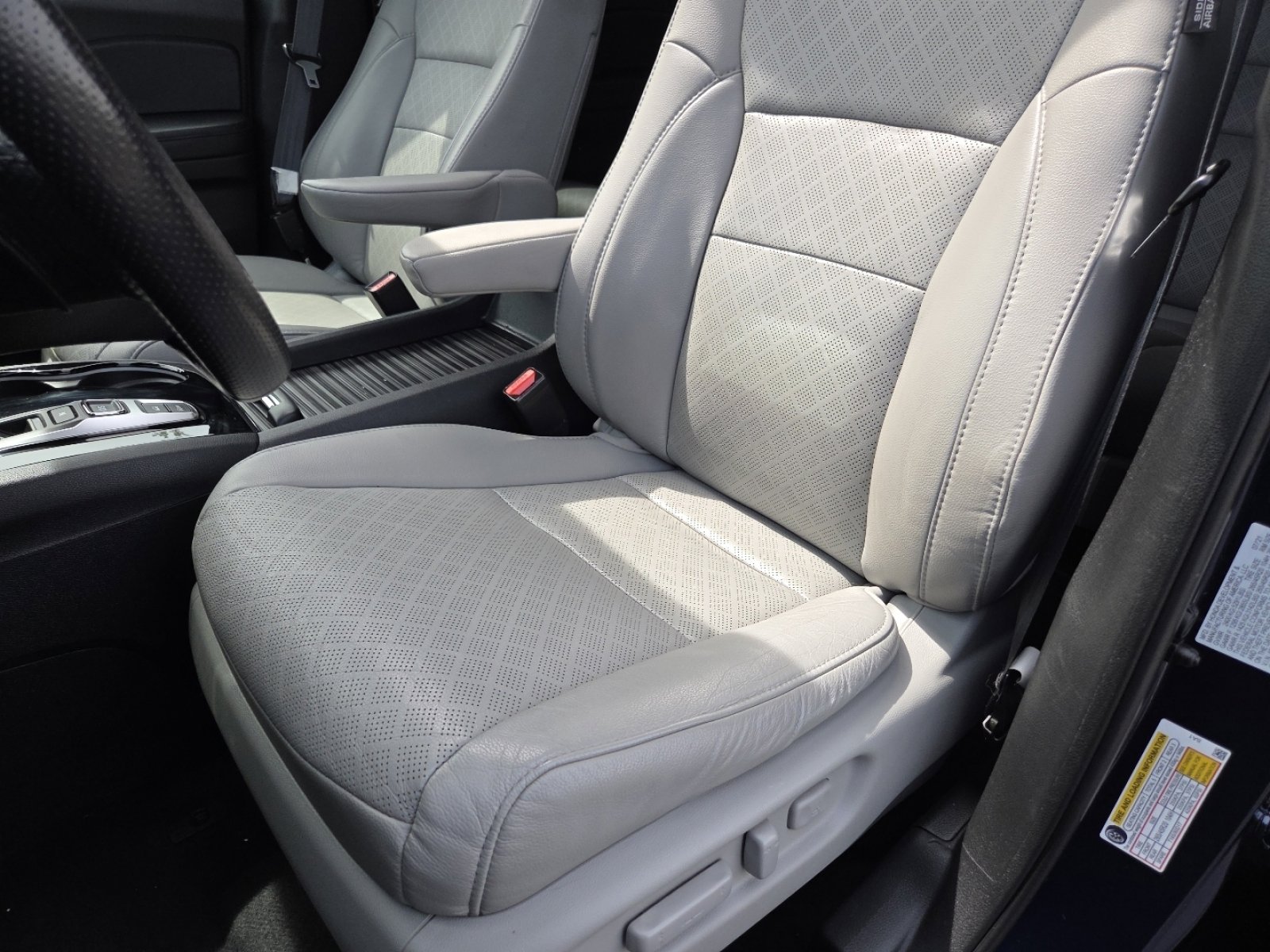 Certified 2021 Honda Passport Elite image 32
