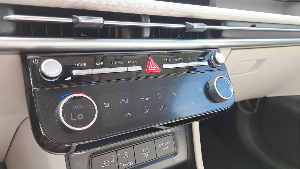 Certified 2025 Hyundai Tucson SEL image 31