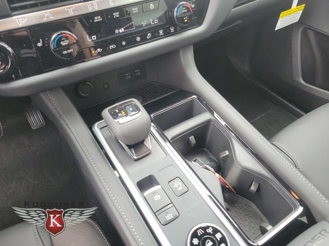 New 2026 Nissan Pathfinder SL w/ Cargo Package AWD/4WD image 15