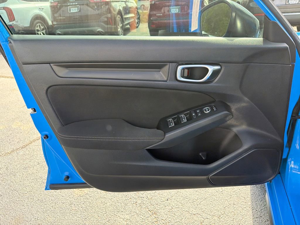 Used 2023 Honda Civic Sport image 10