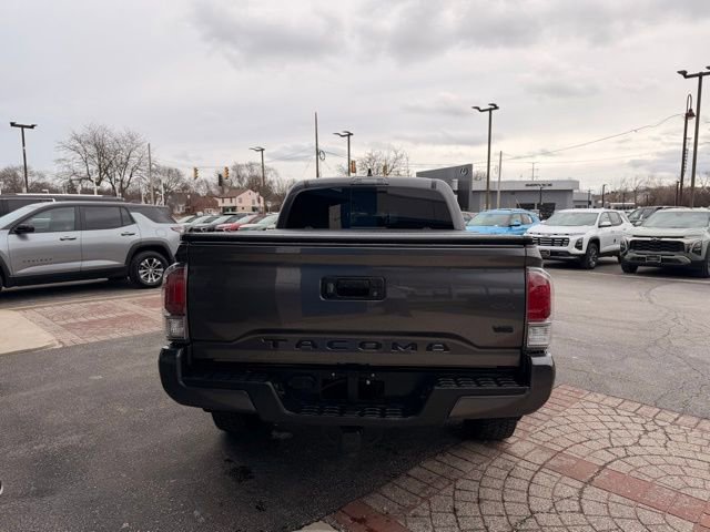 Used 2020 Toyota Tacoma TRD Sport image 7