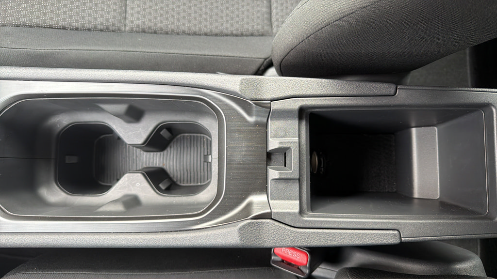 Certified 2025 Nissan Kicks S FWD image 19