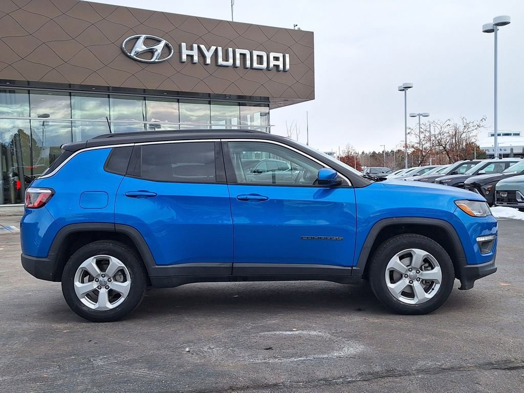 Used 2020 Jeep Compass Latitude video 2