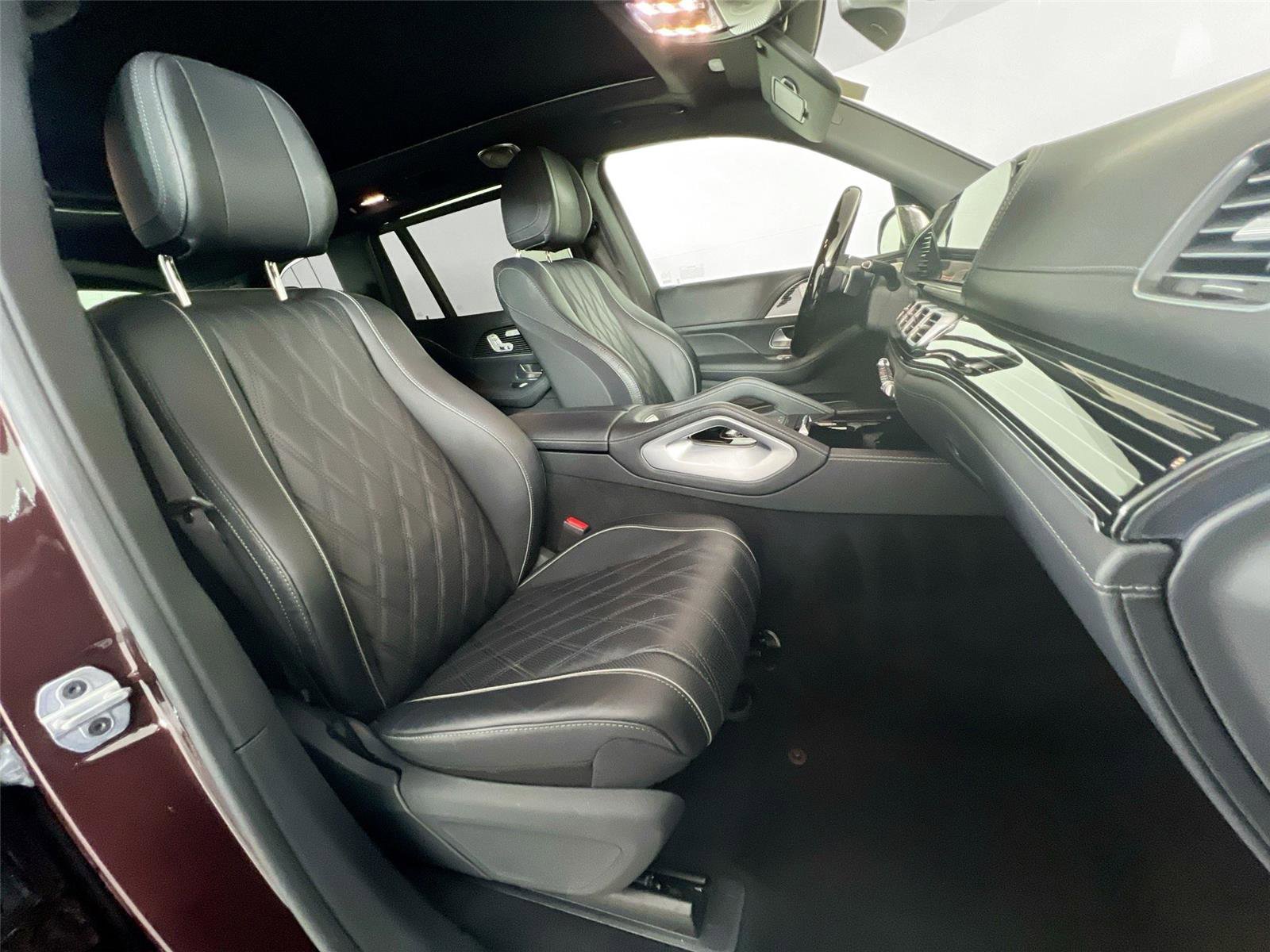 Certified 2024 Mercedes-Benz Maybach GLS 600 4MATIC image 25