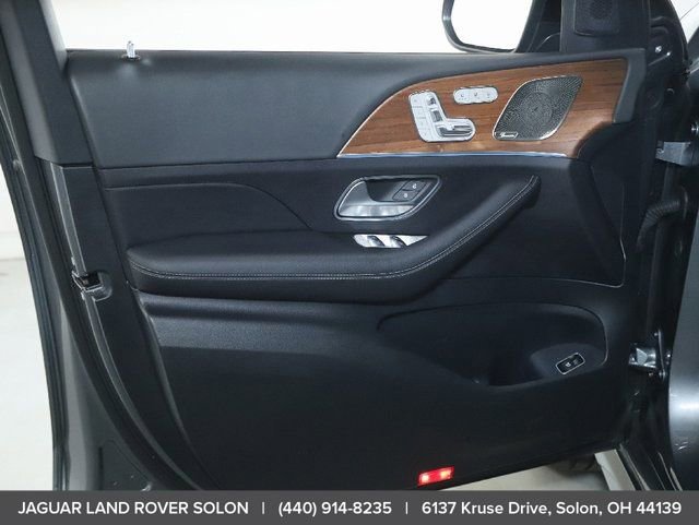Used 2025 Mercedes-Benz GLS 450 4MATIC image 34
