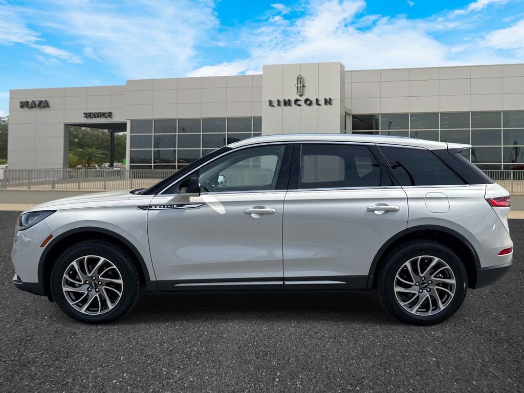 Used 2021 Lincoln Corsair FWD w/ Equipment Group 101A image 6