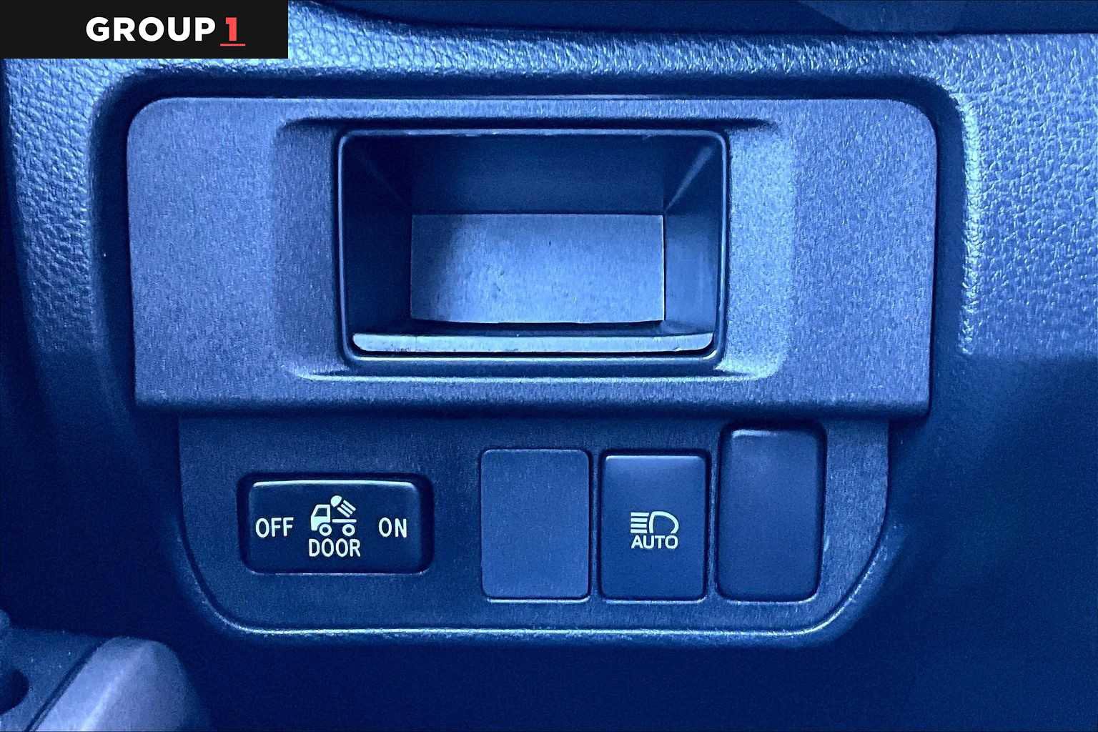 Used 2019 Toyota Tacoma SR5 AWD/4WD image 34