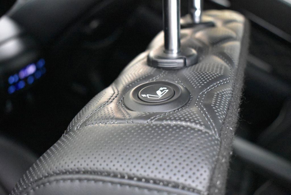 Used 2022 Hyundai Palisade Calligraphy image 29