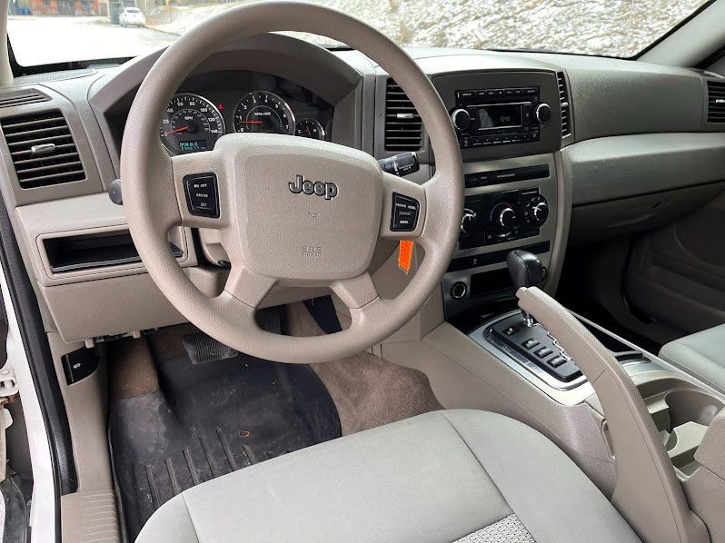 Used 2007 Jeep Grand Cherokee Laredo image 10