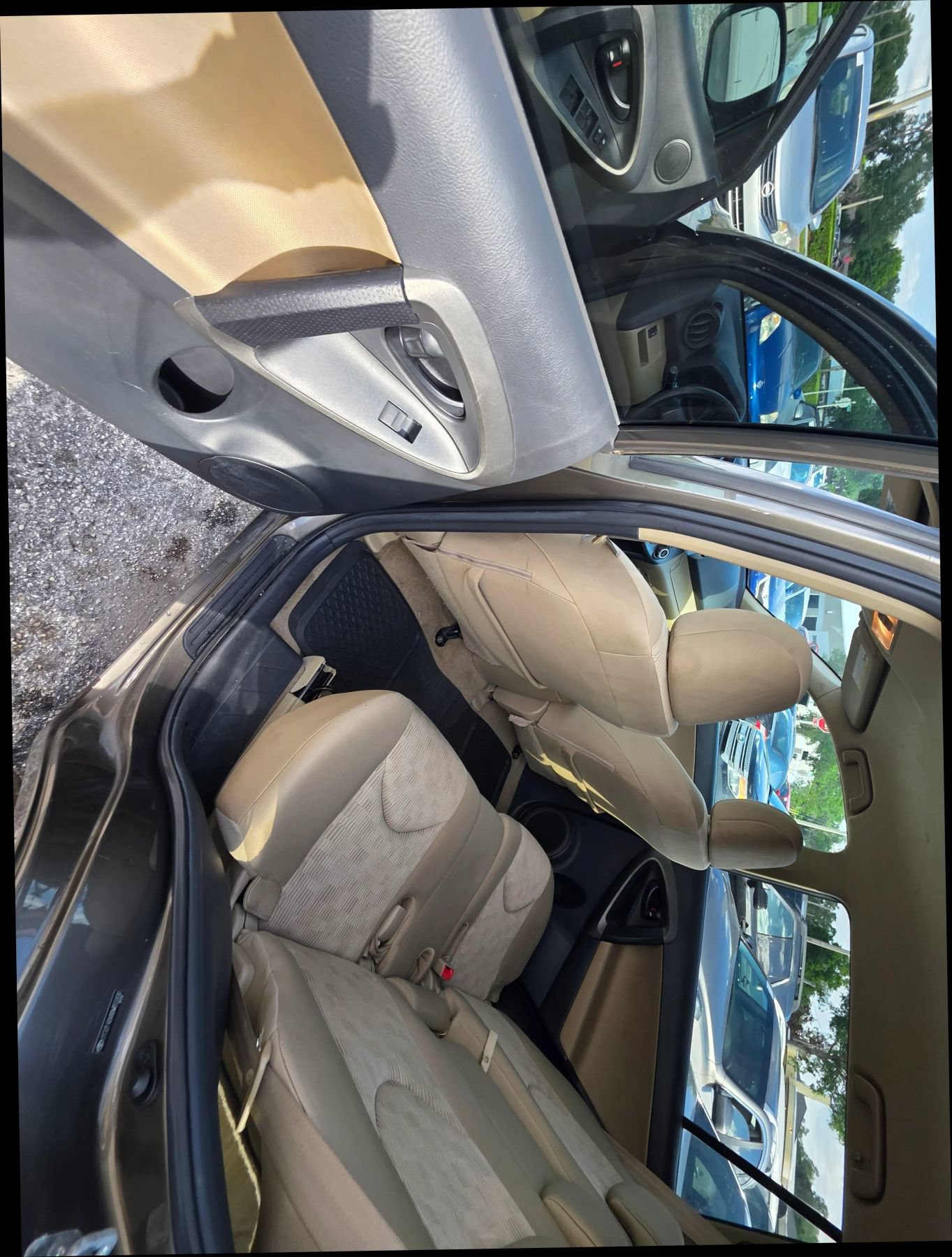 Used 2011 Toyota RAV4 2WD w/ Base L4 Extra Value Pkg image 13
