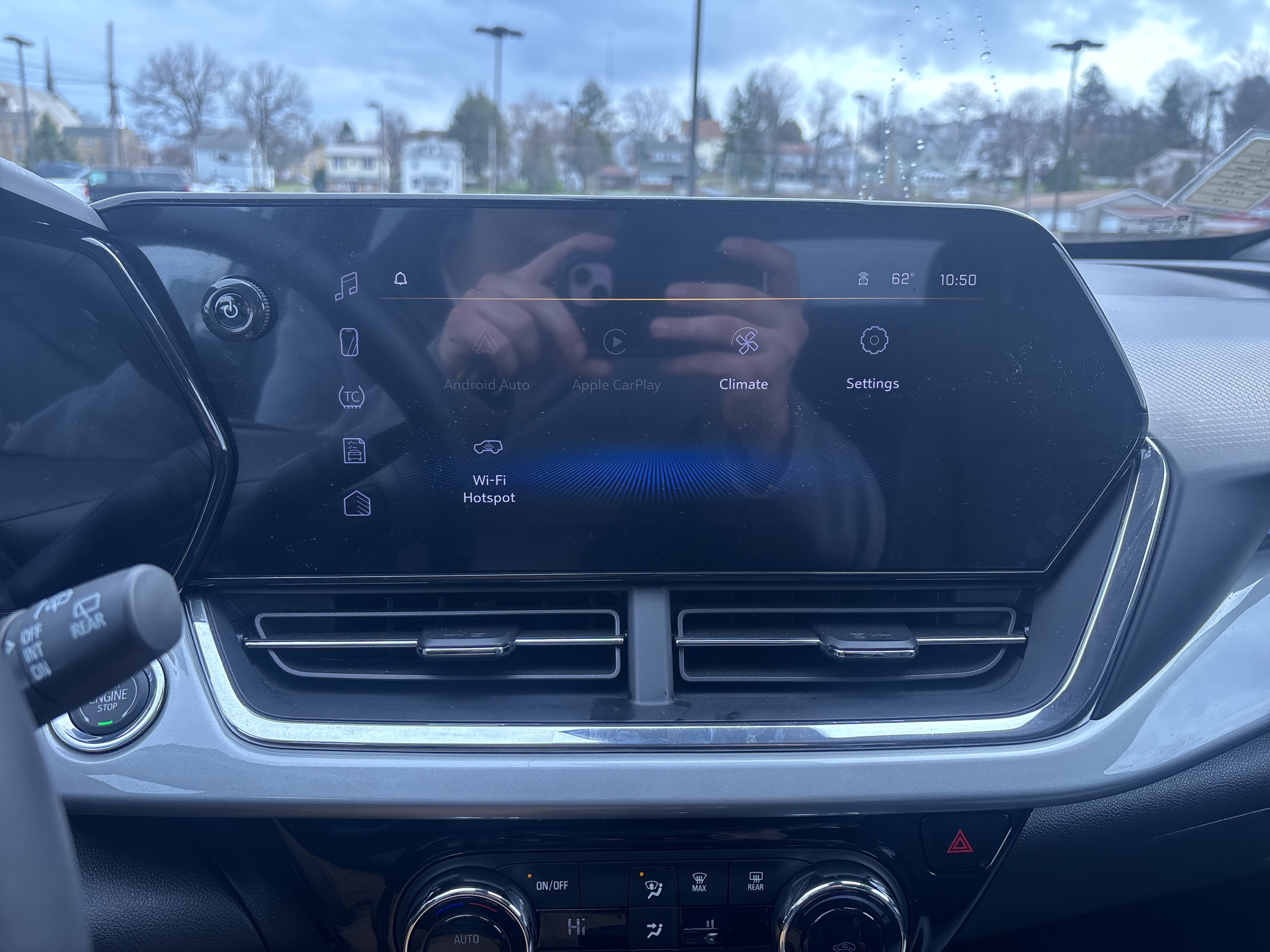 Used 2025 Chevrolet Trax LT w/ Driver Confidence Package image 24