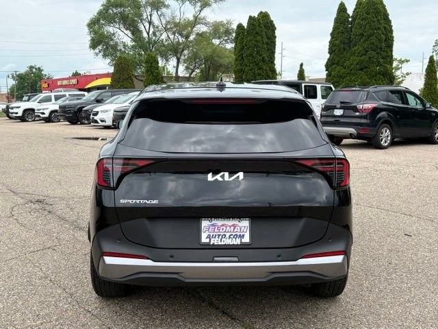 Used 2026 Kia Sportage EX FWD image 4