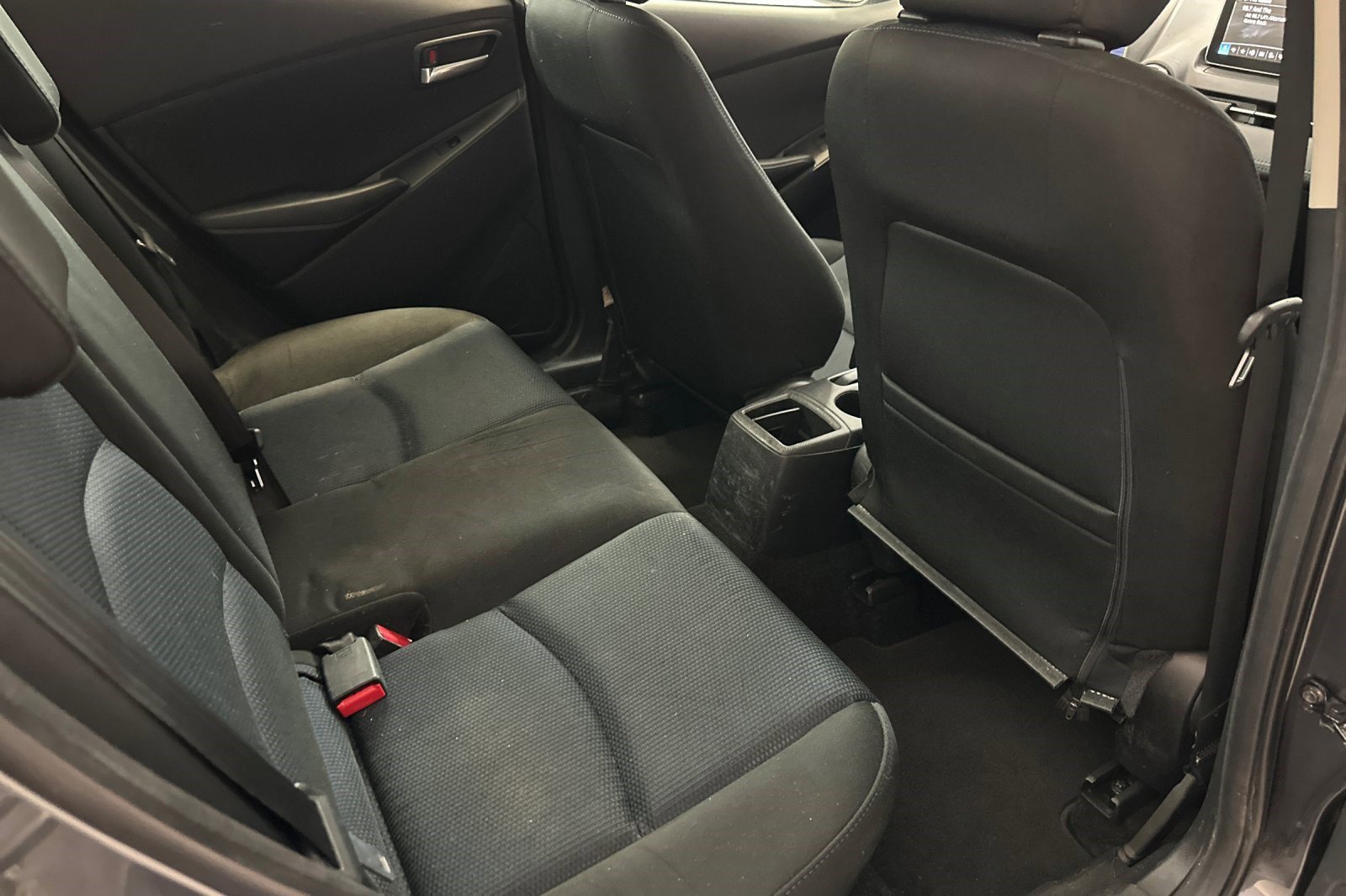 Used 2017 Toyota Yaris iA image 29