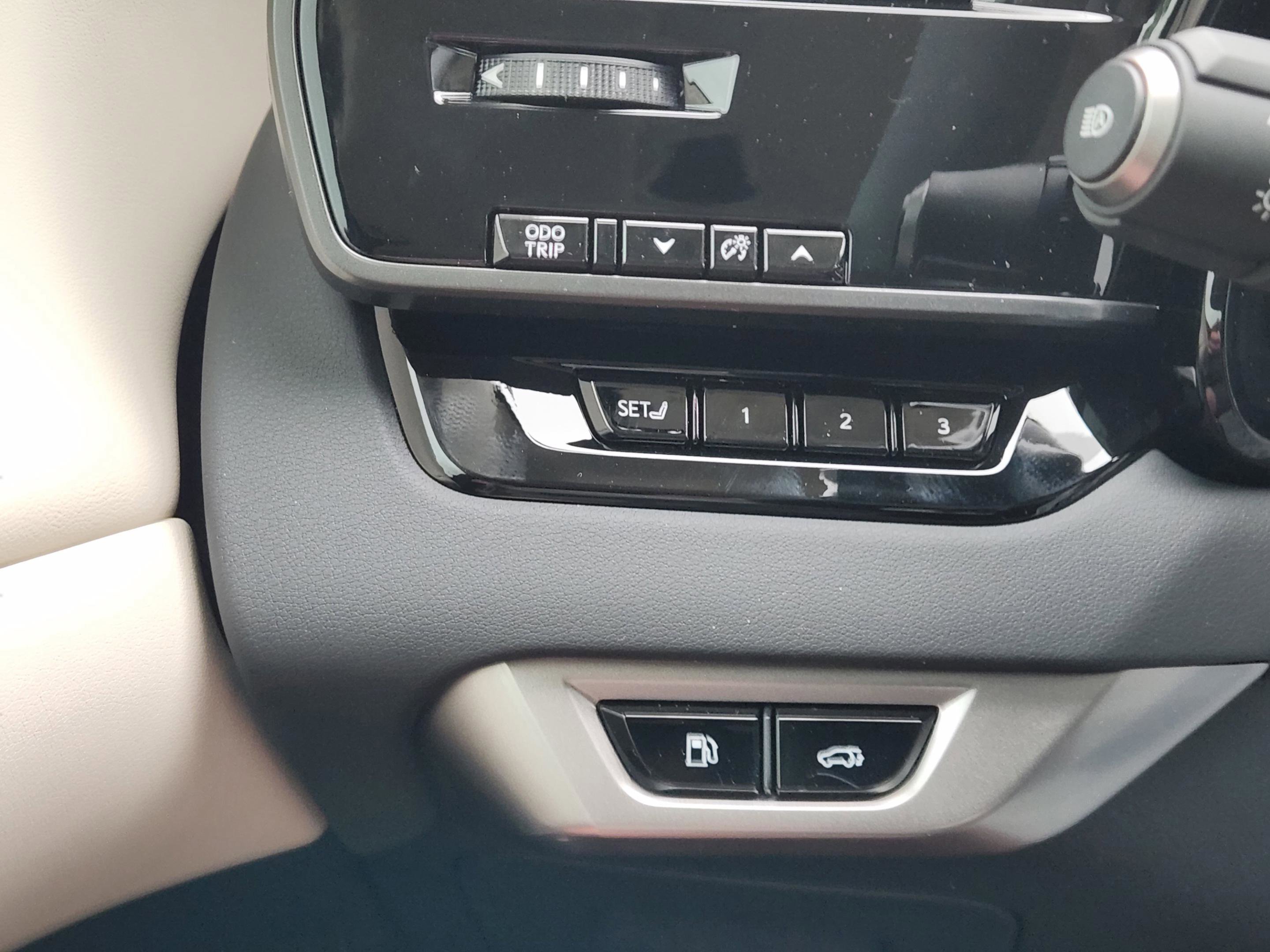 New 2026 Lexus RX 350h image 14