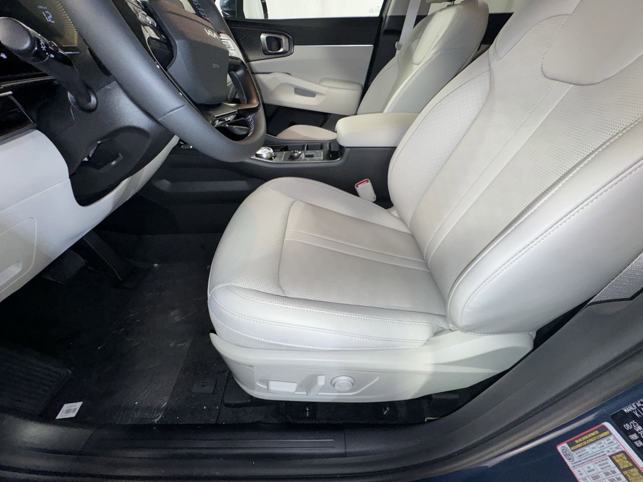 New 2026 Kia Sorento EX image 15