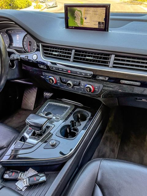 Used 2017 Audi Q7 2.0T Premium image 32