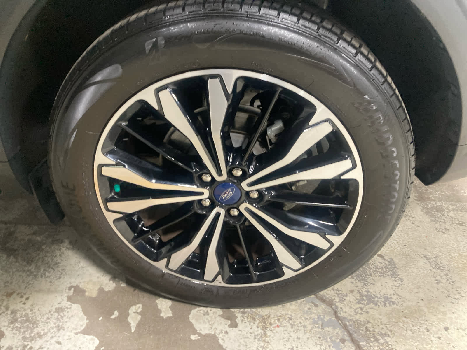 Used 2021 Ford Escape SE w/ SE Sport Appearance Package image 14