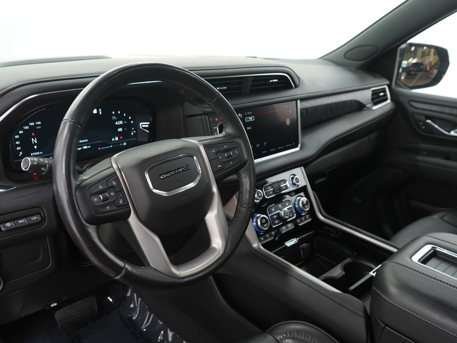 Used 2022 GMC Yukon XL Denali image 27