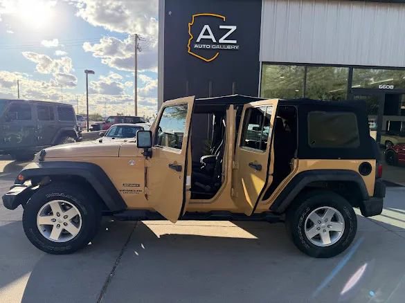 Used 2014 Jeep Wrangler Unlimited Sport w/ Quick Order Package 24S AWD/4WD image 17