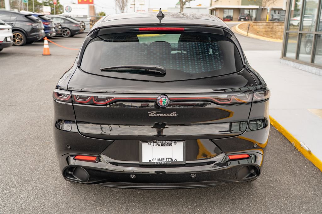 New 2025 Alfa Romeo Tonale w/ Premium Package image 5