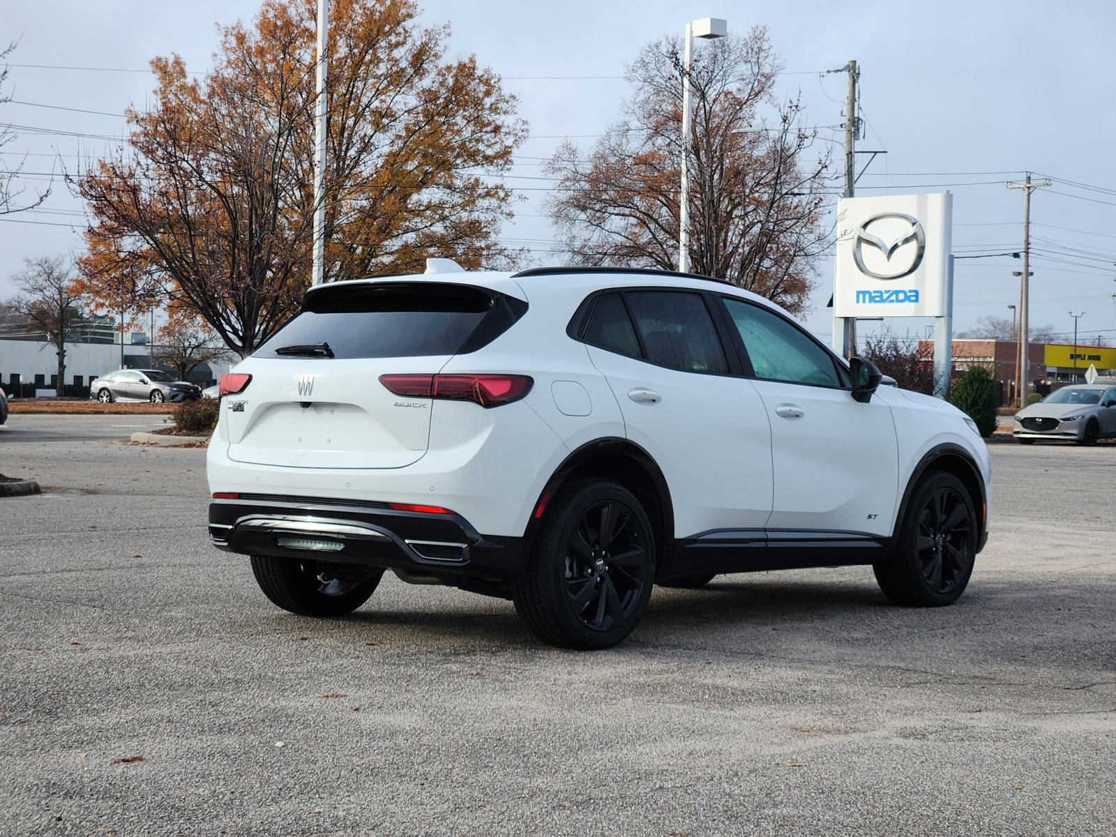 New 2025 Buick Envision Sport Touring image 7