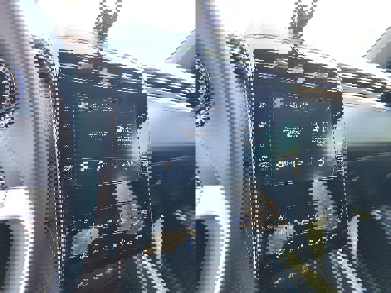 Used 2024 Hyundai Santa Cruz SEL FWD image 11