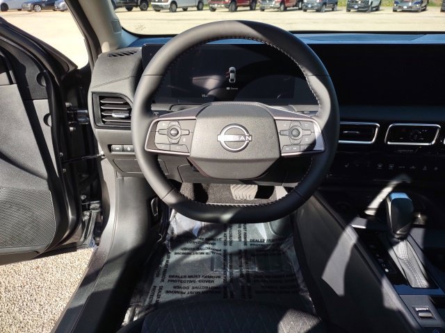 Used 2027 Nissan Sentra SV FWD image 13