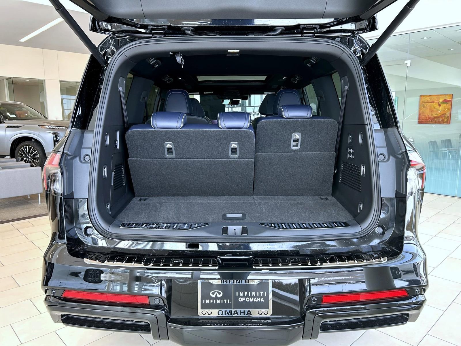 New 2026 INFINITI QX80 4WD image 8