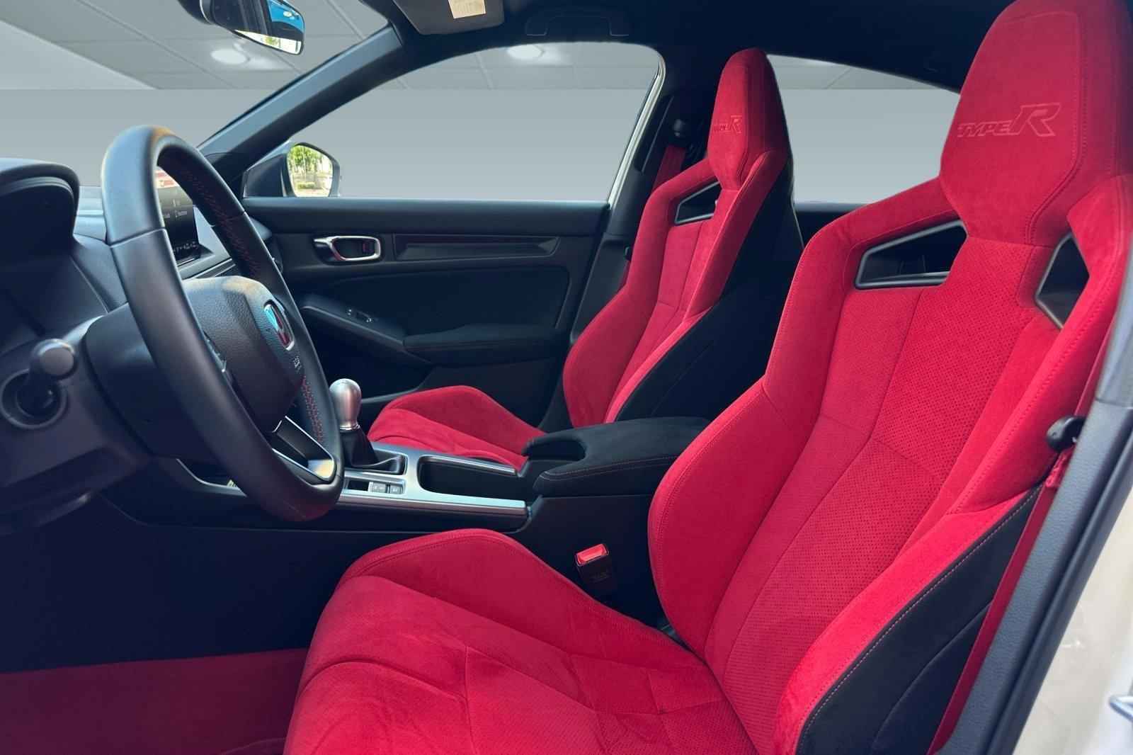 Used 2025 Honda Civic Type R image 5