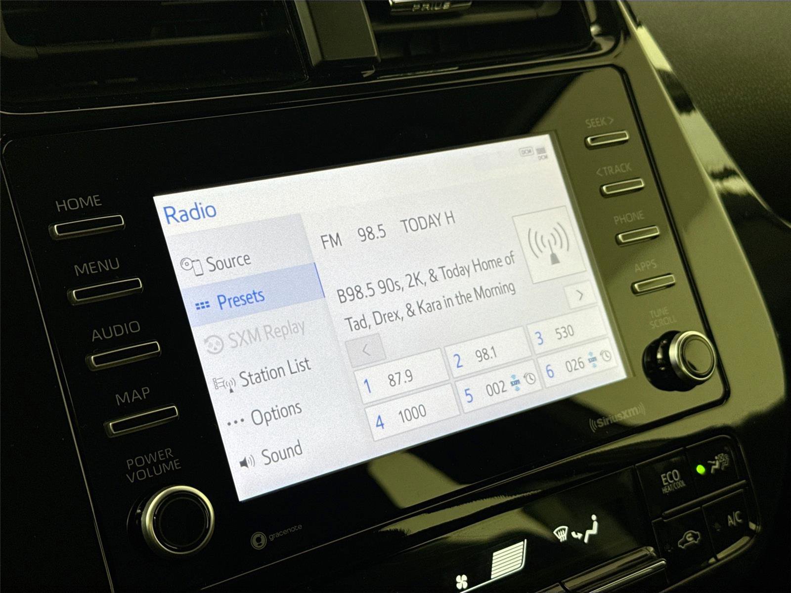 Certified 2022 Toyota Prius LE image 21