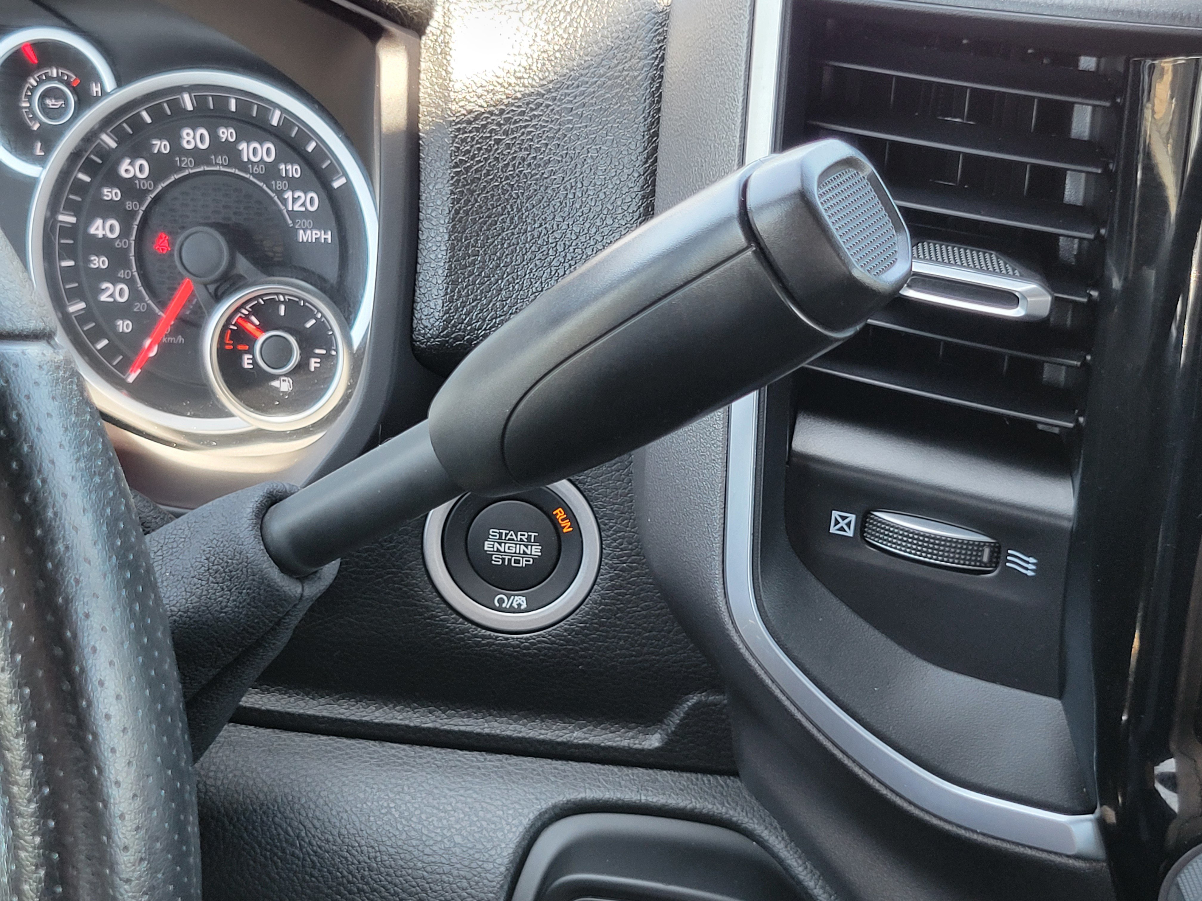 Used 2025 RAM 4500 4x4 Crew Cab DRW image 13