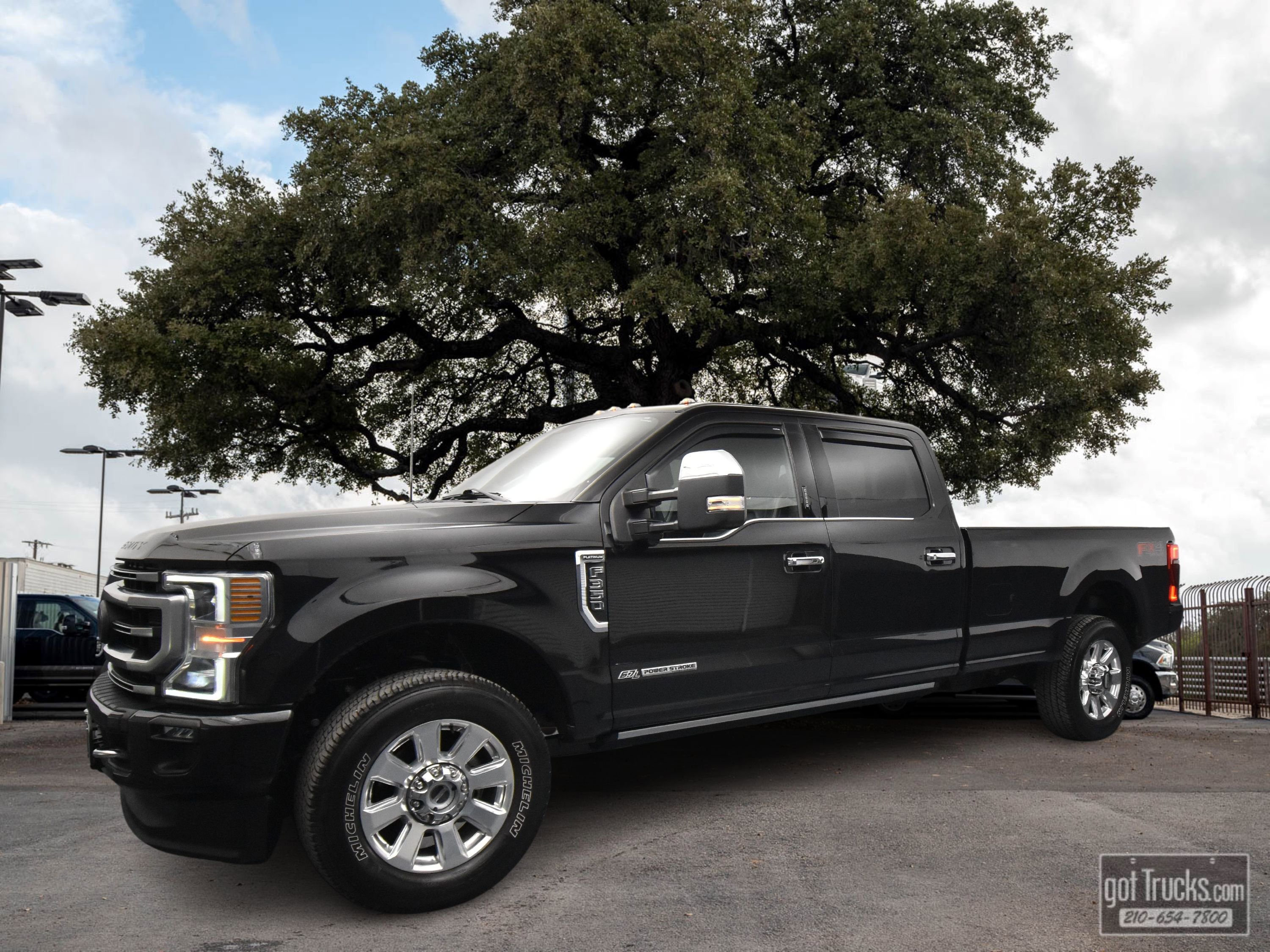 Used 2022 Ford F350 Platinum image 1