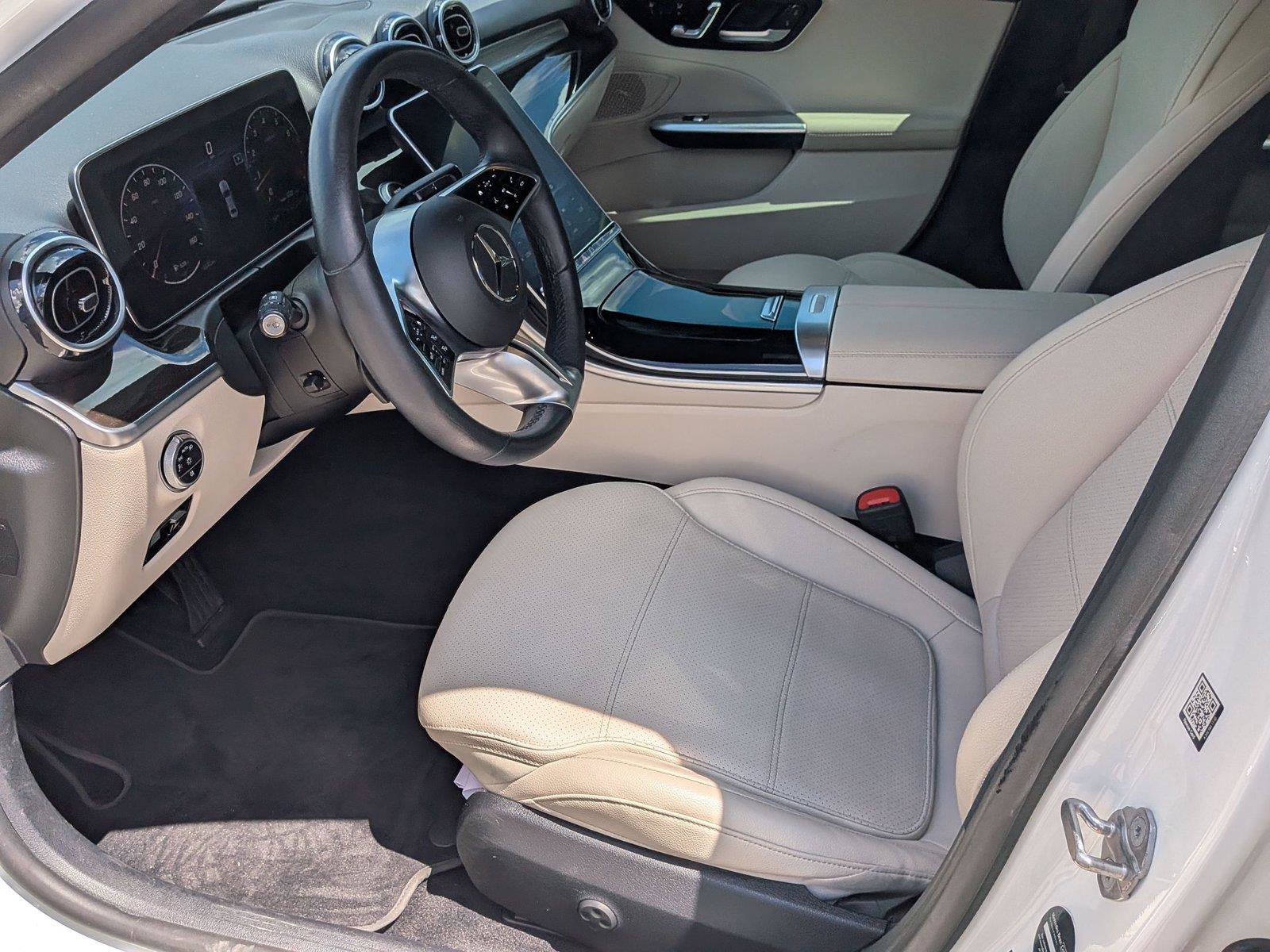 Used 2022 Mercedes-Benz C 300 Sedan image 18