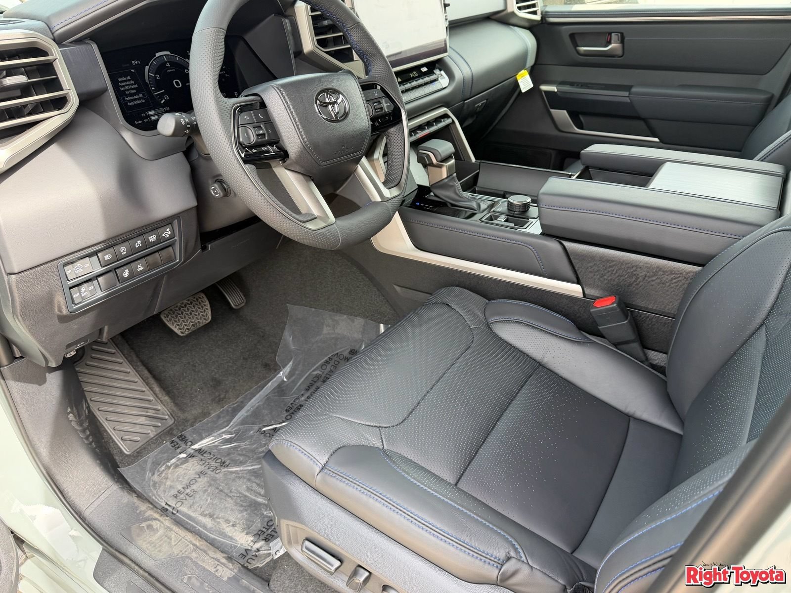New 2026 Toyota Tundra Platinum AWD/4WD image 17