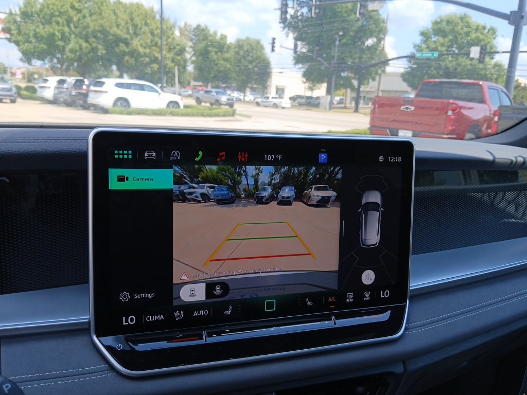 New 2026 Volkswagen Tiguan SE R-Line FWD image 28