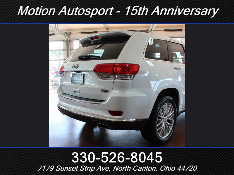 Used 2017 Jeep Grand Cherokee Summit AWD/4WD image 10