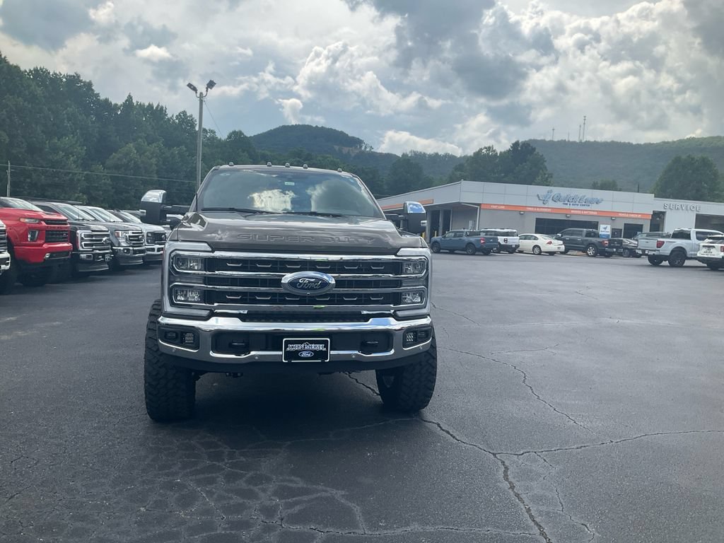 New 2026 Ford F350 King Ranch w/ Chrome Package AWD/4WD image 2