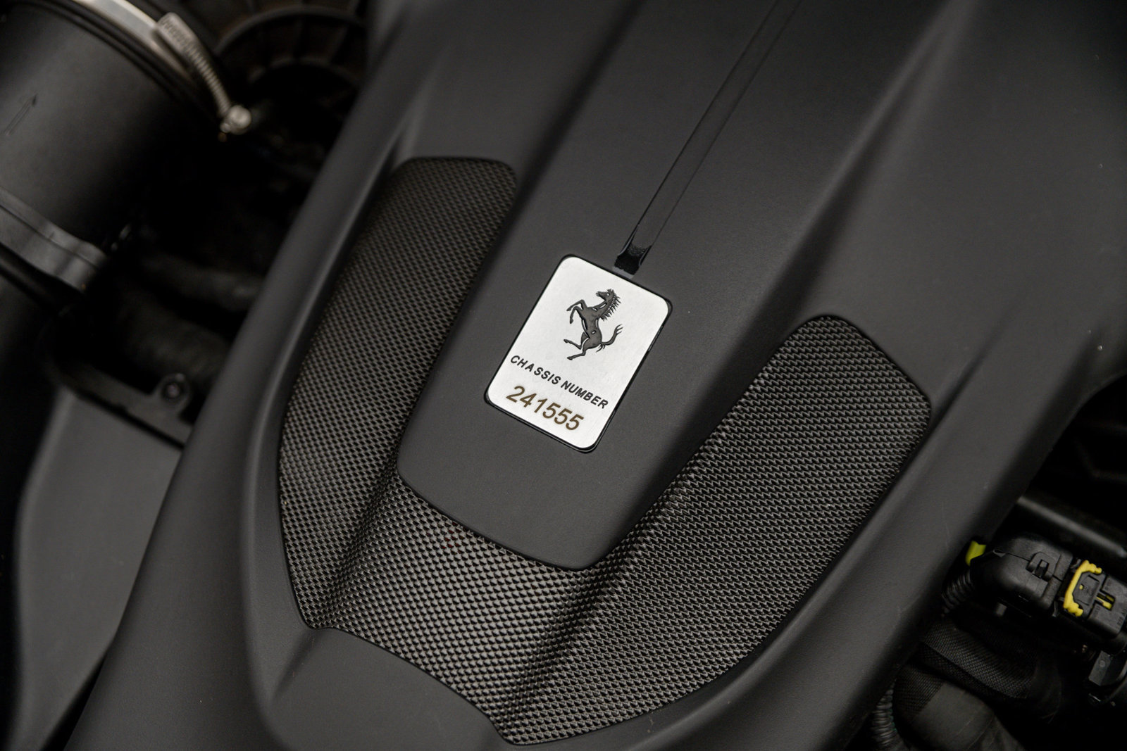 Used 2019 Ferrari Portofino RWD image 38